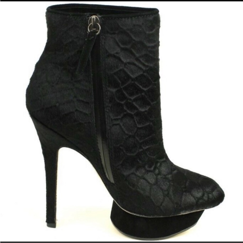 L.A.M.B. Gwen Stefani embossed leather fur booties high heels black size 7.5